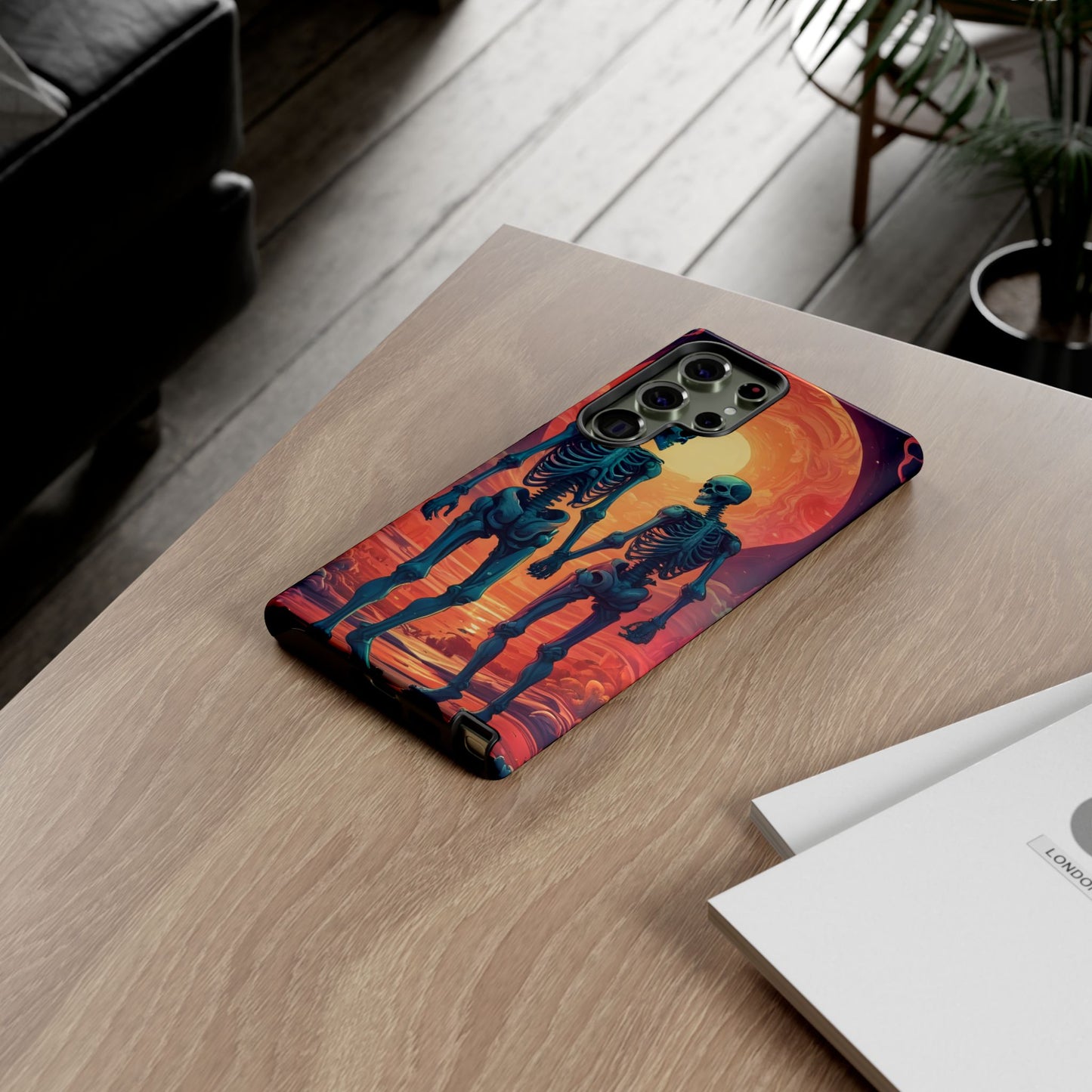 Carcasa de teléfono con esqueletos románticos, funda resistente para teléfono, accesorio de Halloween, regalo único, funda de teléfono para parejas, estética espeluznante.