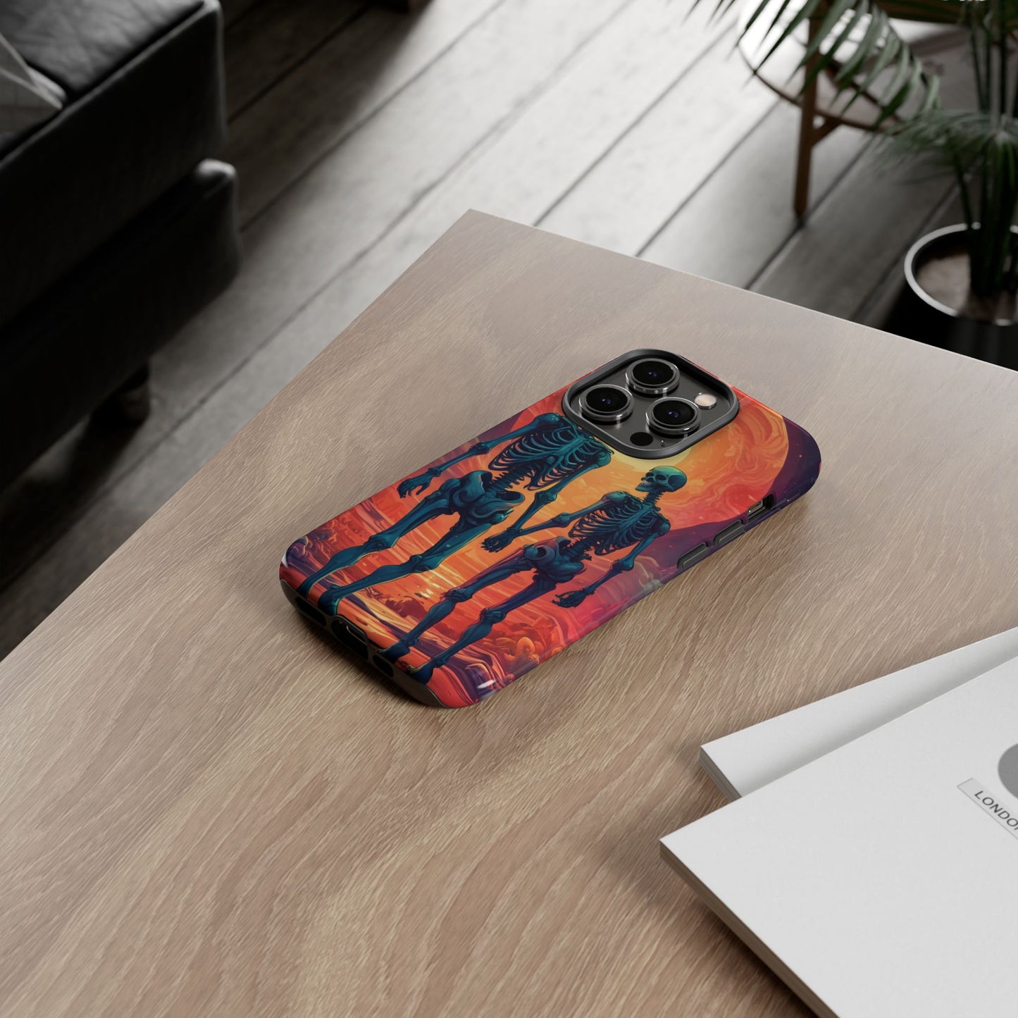 Carcasa de teléfono con esqueletos románticos, funda resistente para teléfono, accesorio de Halloween, regalo único, funda de teléfono para parejas, estética espeluznante.