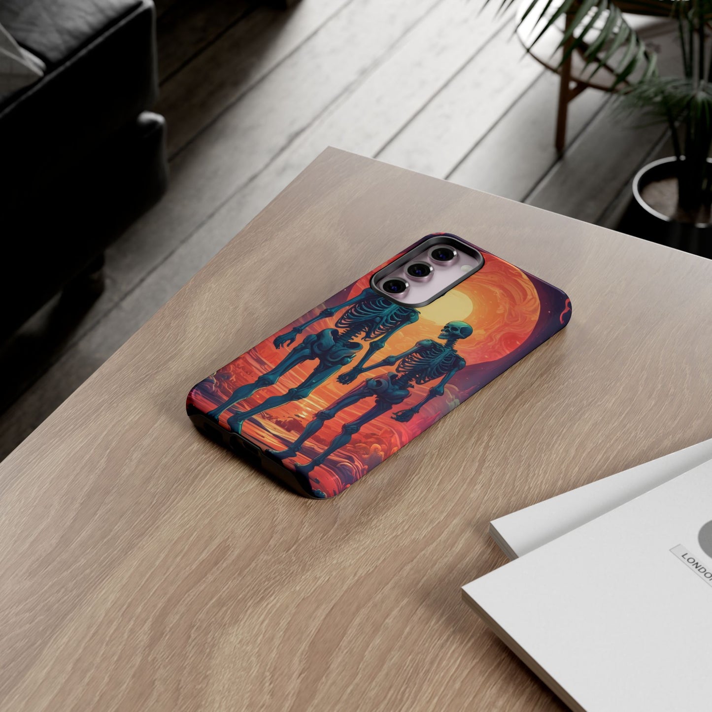 Carcasa de teléfono con esqueletos románticos, funda resistente para teléfono, accesorio de Halloween, regalo único, funda de teléfono para parejas, estética espeluznante.