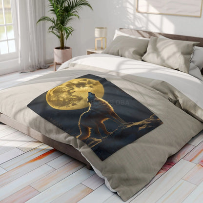 Howling Wolf Fleece Blanket Cozy Home Decor Gift for Nature Lovers Moonlit Bedroom Accent Camping Essential - Home Decor