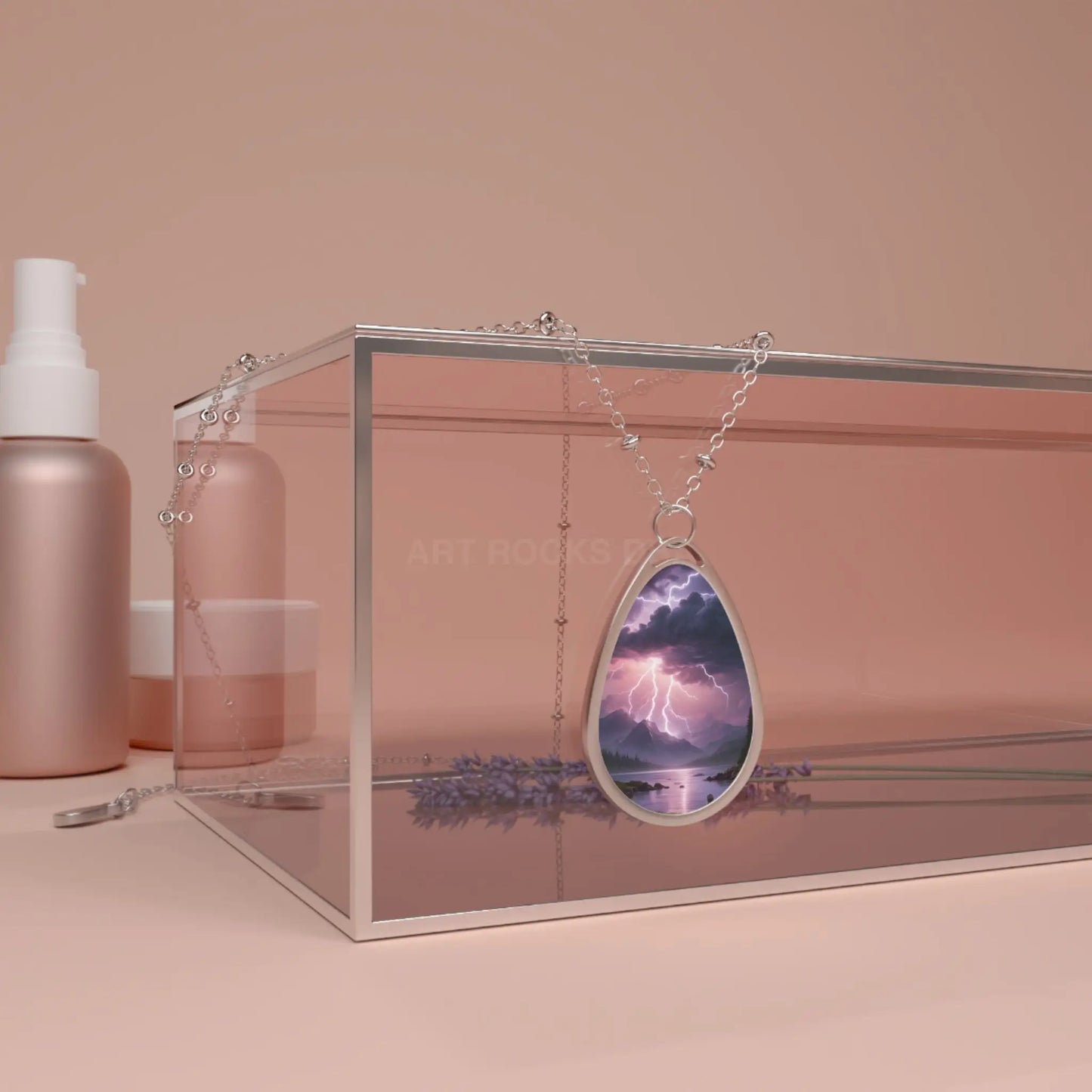 Lightning Storm Oval Necklace - One Size / Silver - Accessories