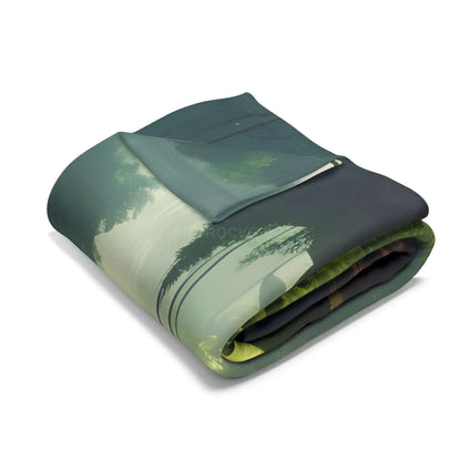 Serene Jungle Fleece Blanket Cozy Throw for Home Decor Nature-Inspired Gift for Him/Her Perfect for Camping